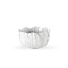Load image into Gallery viewer, Leaf Reverie Planter - Small: White / H-4.75" | D-9"