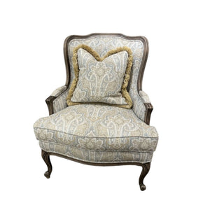 38"H x 29"W x 19"D ETHAN ALLEN "Camille" French Arm Chair (Imperfect)