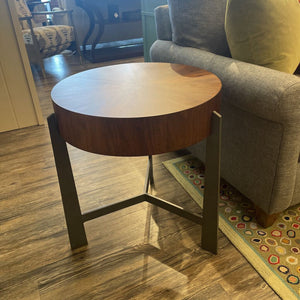 22" Dia. x 24" H American Drew End Table