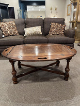 Load image into Gallery viewer, 42&quot;W x 30&quot;D x 16.5&quot;H ETHAN ALLEN William &amp; Mary Oak Butler Table
