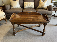 Load image into Gallery viewer, 42&quot;W x 30&quot;D x 16.5&quot;H ETHAN ALLEN William &amp; Mary Oak Butler Table
