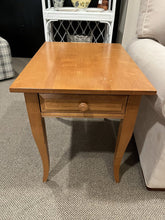 Load image into Gallery viewer, 26&quot;D x 23.5&quot;H x 29&quot;W ETHAN ALLEN Maple 1 Drawer End Table
