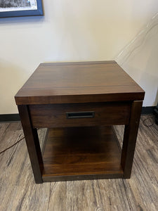 24" x 26" x 24" H 1 Drawer Side Table