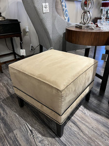 20" x 20" x 17" ETHAN ALLEN Nassau Square Nail Head Trimmed Ottoman
