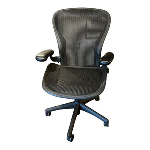 45"H x 21.5"W x 21.5"D Herman Miller Aeron Office Chair