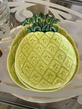 Load image into Gallery viewer, Set of 4 Pineapple Plates/ Platter
