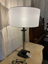Load image into Gallery viewer, 29.5" RH Juneau Table Lamp
