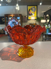 Load image into Gallery viewer, 7&quot; Amberina Glass Crimped Pedastal Bowl
