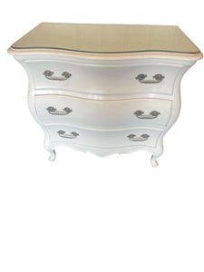 30" H x 34" L x 20.5" D White 3 Drawer Chest w/ Glass Top (Imperfect)