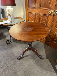 30"Dia x 29"H Antique Round Tilt Top Table