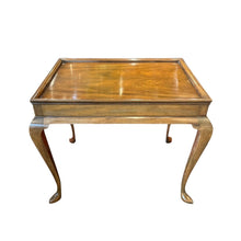 Load image into Gallery viewer, 32"L x 22"D x 26.5"H Kittinger Historic Newport Mahogany Tea Table
