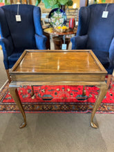 Load image into Gallery viewer, 32"L x 22"D x 26.5"H Kittinger Historic Newport Mahogany Tea Table
