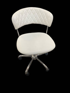 31.5" H x 21.5" W White Roller Chair (Imperfect)