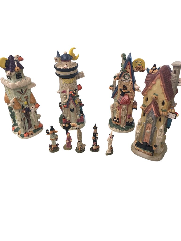 10 Piece Set of Rowdy Rogues Gallery Lighted Halloween Town Village Ceramic Set w/ Box