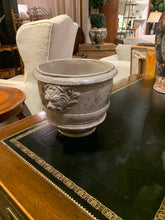 Load image into Gallery viewer, 7" Lion Head Planter w/ Silver Leaf
