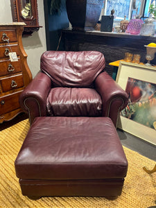 41"W x 38.5"D x 32"H Bradington Young Leather Chair & A Half