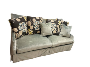 76" L x 41" D x 36" H Vanguard Velvet Sofa w/ 6 Custom Accent Pillows Imperfect)