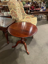 Load image into Gallery viewer, 25"Dia x 25"H Chippendale Style Tilt-Top Table
