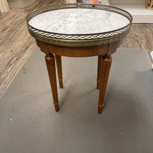 15" x 13" x 18" H French Louis XV Style Oval Marble Side Table