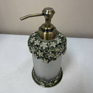 Green Two's Company Floral Garden Soap Dispenser