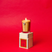 Load image into Gallery viewer, Votivo Red Currant 6.8oz Glass Candle 50-60 hrs..
